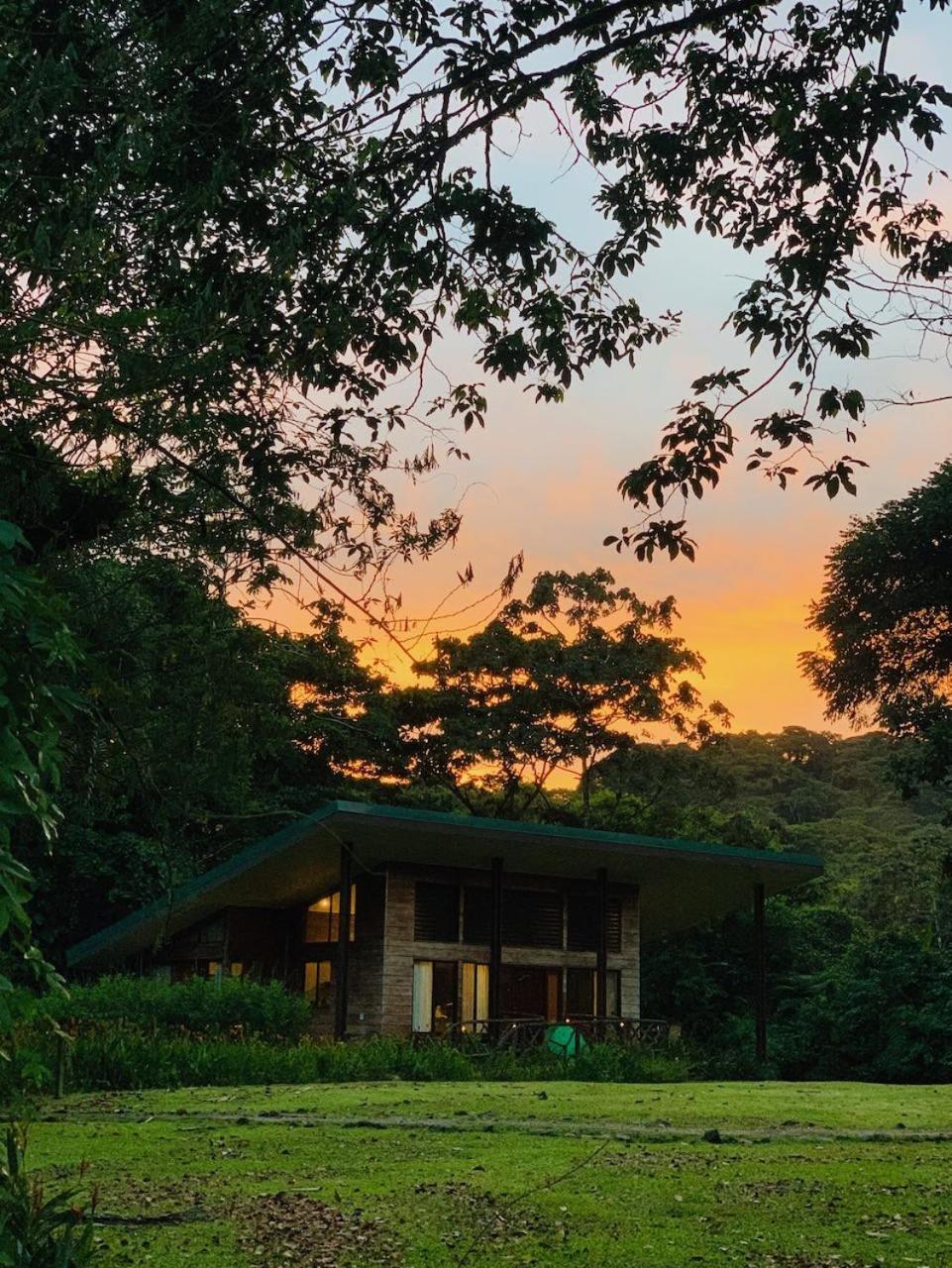 Sangregado Lodge La Fortuna Exterior foto